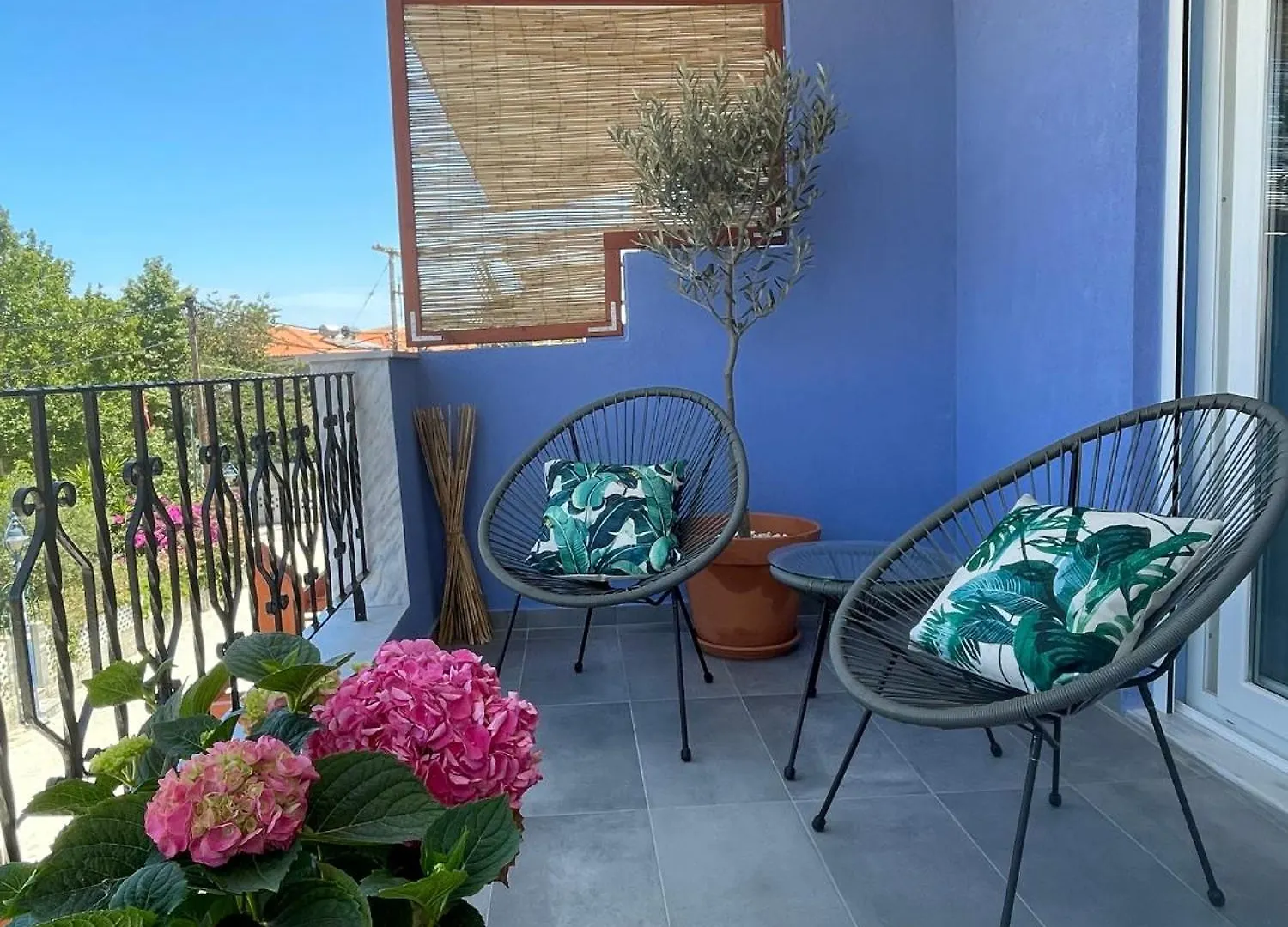 Gaia Apartments Hanioti Greece