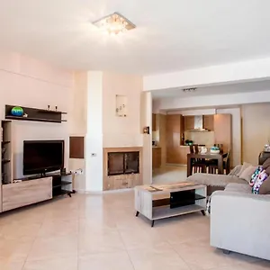 Sea La Vie Apartment